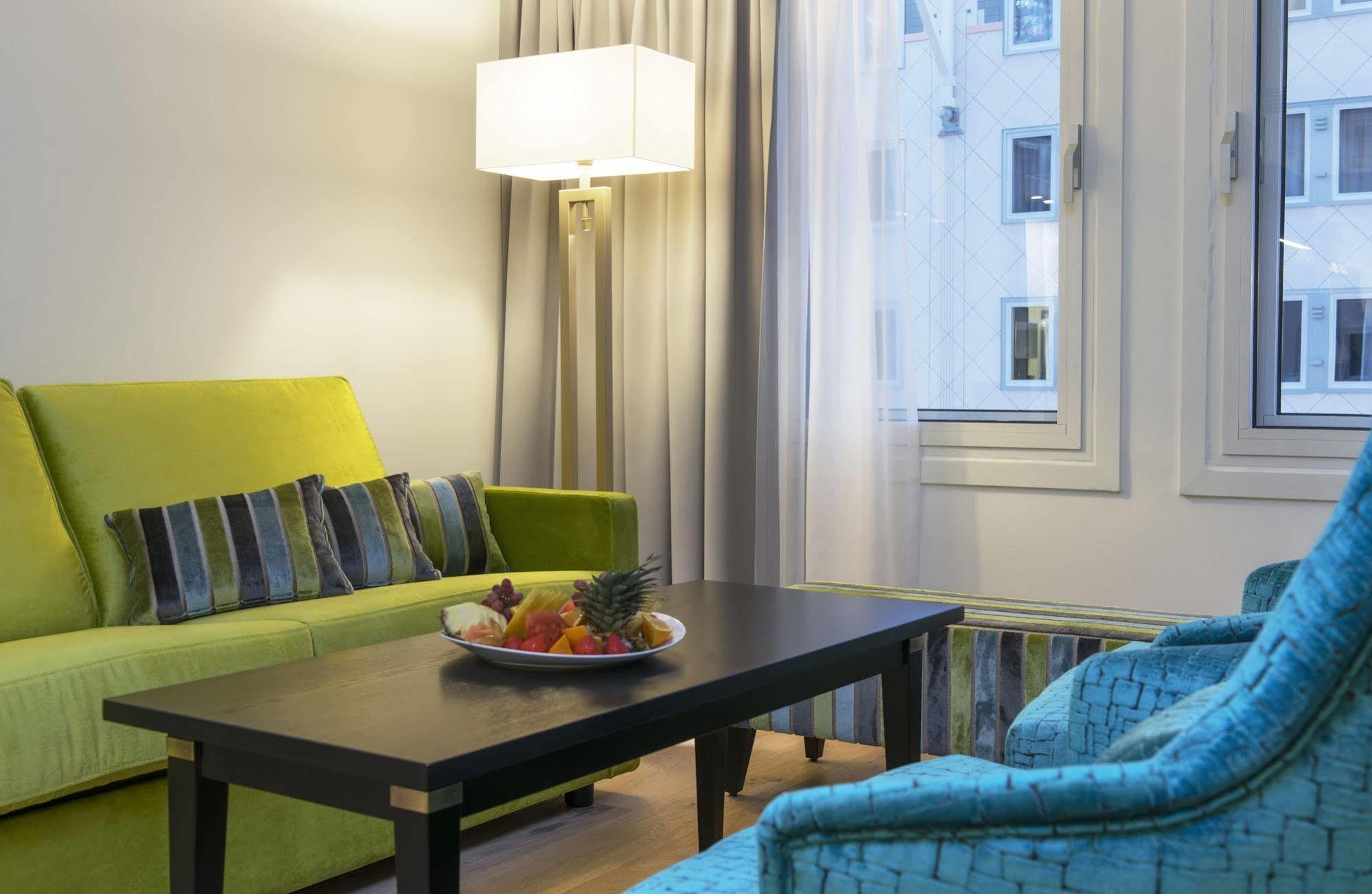 Thon Hotel Oslofjord Сандвика Экстерьер фото